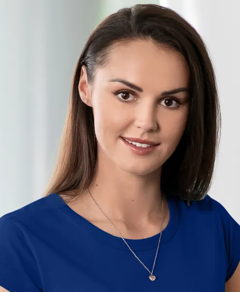 Izdržljiva ženska majica - Dublji okrugli izrez