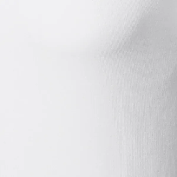 Muška majica ukrašena - Kvalitetan materijal za maksimalnu udobnost