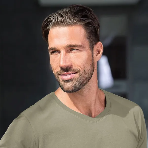 Muška pripijena majica - V-izrez