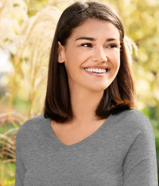 Ženska majica uskog kroja, V izrez - Duboki V izrez