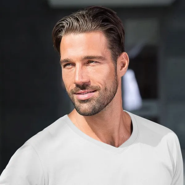 Muška pripijena majica - V-izrez