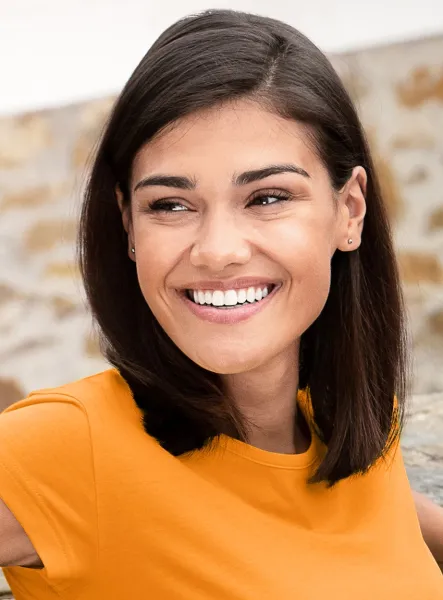 Ženska trendy majica - Klasičan okrugli izrez